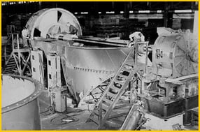 Industrial History: Fairbanks Morse Generator and Howitzer